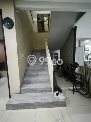LOKASI POTENSIAL! Ruko Disewakan di , Luas 470m2m², Siap Bisnis LOKASI POTENSIAL! Ruko Disewakan di , Luas 470m2m², Siap Bisnis