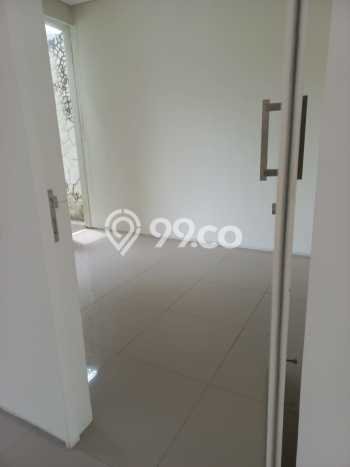 Jual Rumah Luas Elegan Dengan View Cantik di Citraland, Surabaya Jual Rumah Luas Elegan Dengan View Cantik di Citraland, Surabaya