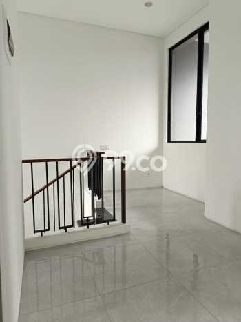 Ready to Use! Premium House LT 105m2 Desain Modern di Citraland Ready to Use! Premium House LT 105m2 Desain Modern di Citraland