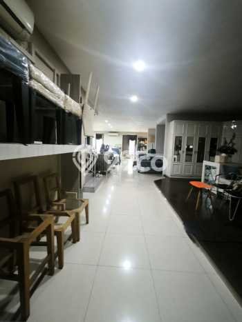 LOKASI POTENSIAL! Ruko Disewakan di , Luas 470m2m², Siap Bisnis LOKASI POTENSIAL! Ruko Disewakan di , Luas 470m2m², Siap Bisnis