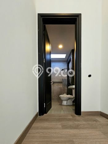 Hunian Nyaman LT 137m2m² Akses Mudah di , Surabaya Hunian Nyaman LT 137m2m² Akses Mudah di , Surabaya