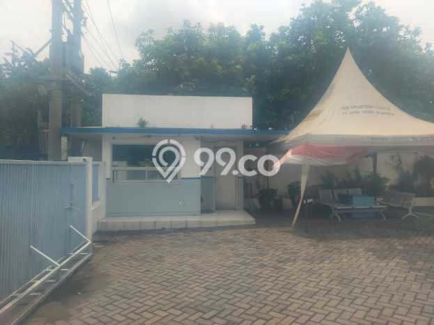 LOKASI STRATEGIS! Ruko For Rent di Lakarsantri, Luas 1111m2m², Kawasan Bisnis LOKASI STRATEGIS! Ruko For Rent di Lakarsantri, Luas 1111m2m², Kawasan Bisnis