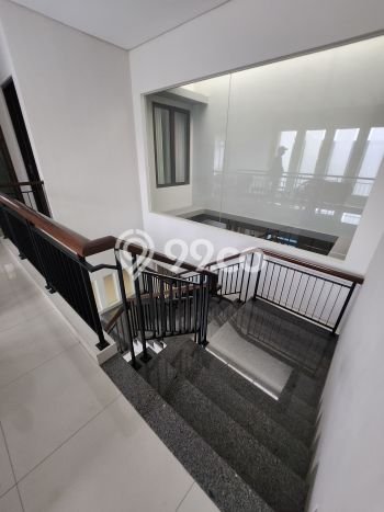 Rumah Kontrakan Surabaya LT 416m2 LB 500m2 Area Sukomanunggal Rumah Kontrakan Surabaya LT 416m2 LB 500m2 Area Sukomanunggal