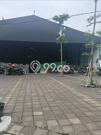 Lahan Dijual Lokasi Strategis di Surabaya dengan Luas 571m2 Lahan Dijual Lokasi Strategis di Surabaya dengan Luas 571m2