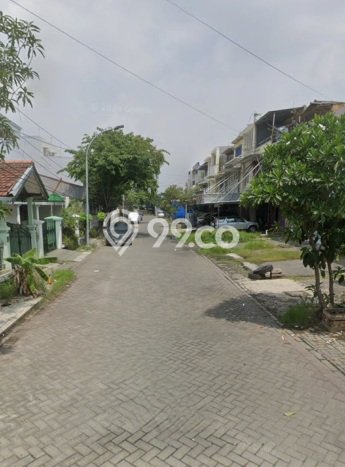 Ruko Komersial Dijual di Rungkut Surabaya LT 74m2 & LB 210m2 Ruko Komersial Dijual di Rungkut Surabaya LT 74m2 & LB 210m2