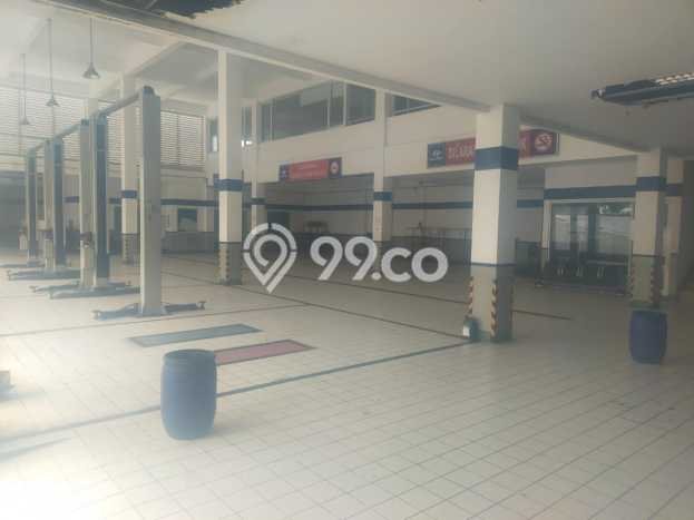 LOKASI STRATEGIS! Ruko For Rent di Lakarsantri, Luas 1111m2m², Kawasan Bisnis LOKASI STRATEGIS! Ruko For Rent di Lakarsantri, Luas 1111m2m², Kawasan Bisnis