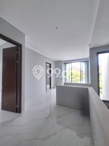 Rumah 5 KT 5 KM di Area Citraland, Surabaya Rumah 5 KT 5 KM di Area Citraland, Surabaya