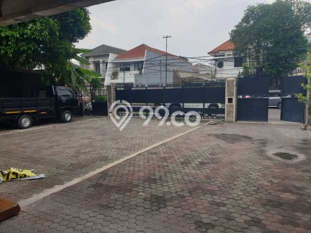 Jarang Ada! Rumah Sewa 3 Kamar Bagus Siap Huni Raya Darmo Jarang Ada! Rumah Sewa 3 Kamar Bagus Siap Huni Raya Darmo