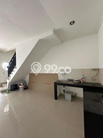 Jual Rumah Eksklusif 2 KT di Duri Kosambi, Jakarta Barat Jual Rumah Eksklusif 2 KT di Duri Kosambi, Jakarta Barat