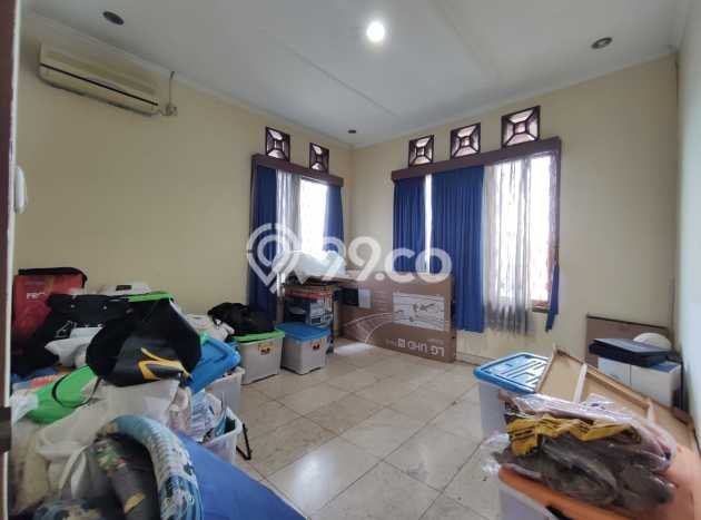 Hunian Mewah LB 600m2 Siap Huni Desain Elegan di Pondok Kelapa, Jakarta Timur Hunian Mewah LB 600m2 Siap Huni Desain Elegan di Pondok Kelapa, Jakarta Timur