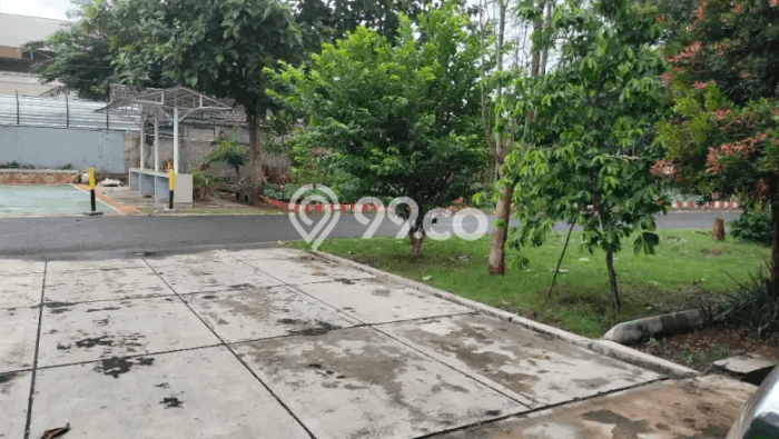 FEATURED! Rumah Asri area Pulogebang, LT 303m² Bangunan 168m² FEATURED! Rumah Asri area Pulogebang, LT 303m² Bangunan 168m²