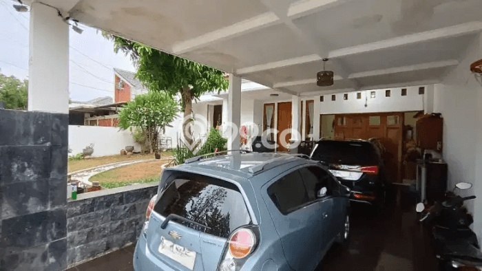 FEATURED! Rumah Asri area Pulogebang, LT 303m² Bangunan 168m² FEATURED! Rumah Asri area Pulogebang, LT 303m² Bangunan 168m²