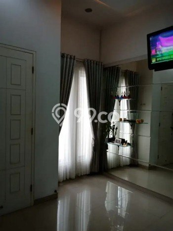 Rumah Luxury Modern Tanpa Renovasi di Rawamangun Jakarta Timur Rumah Luxury Modern Tanpa Renovasi di Rawamangun Jakarta Timur