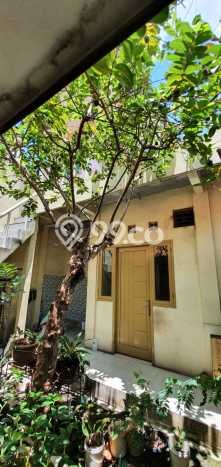 Jual Rumah Mewah Megah Dengan View Eksklusif di Pondok Kelapa, Jakarta Timur Jual Rumah Mewah Megah Dengan View Eksklusif di Pondok Kelapa, Jakarta Timur