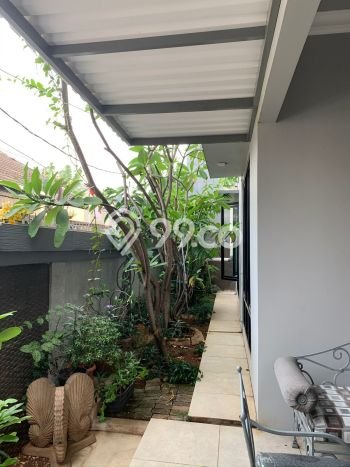 Hunian Eksklusif Dijual LT 197m2 di Tebet, Jakarta Selatan Hunian Eksklusif Dijual LT 197m2 di Tebet, Jakarta Selatan
