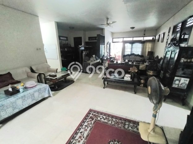 Rumah Elit Modern Tanpa Renovasi di Jatiwaringin Jakarta Timur Rumah Elit Modern Tanpa Renovasi di Jatiwaringin Jakarta Timur