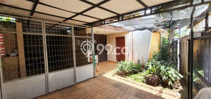 Jual Rumah Mewah Megah Dengan View Eksklusif di Pondok Kelapa, Jakarta Timur Jual Rumah Mewah Megah Dengan View Eksklusif di Pondok Kelapa, Jakarta Timur