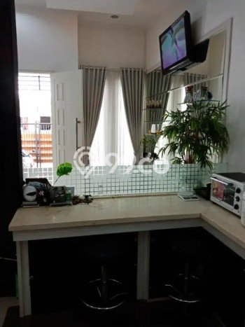 Rumah Luxury Modern Tanpa Renovasi di Rawamangun Jakarta Timur Rumah Luxury Modern Tanpa Renovasi di Rawamangun Jakarta Timur