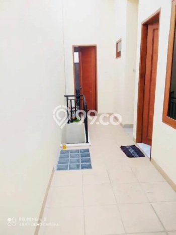 Rumah Luxury Modern Tanpa Renovasi di Rawamangun Jakarta Timur Rumah Luxury Modern Tanpa Renovasi di Rawamangun Jakarta Timur