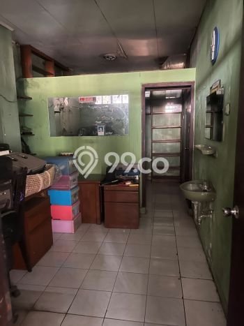 Rumah Luas Asri 3 KT Siap Huni di Pondok Bambu Jakarta Timur Rumah Luas Asri 3 KT Siap Huni di Pondok Bambu Jakarta Timur
