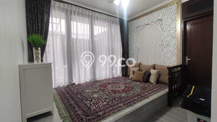 Dijual Rumah Mewah Exclusive di Duren Sawit, Jakarta Timur Dijual Rumah Mewah Exclusive di Duren Sawit, Jakarta Timur