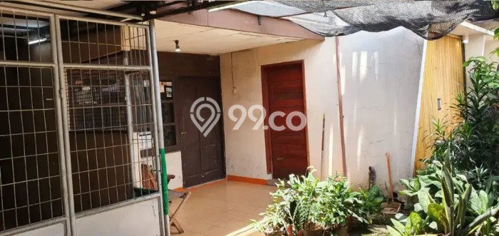 Jual Rumah Mewah Megah Dengan View Eksklusif di Pondok Kelapa, Jakarta Timur Jual Rumah Mewah Megah Dengan View Eksklusif di Pondok Kelapa, Jakarta Timur