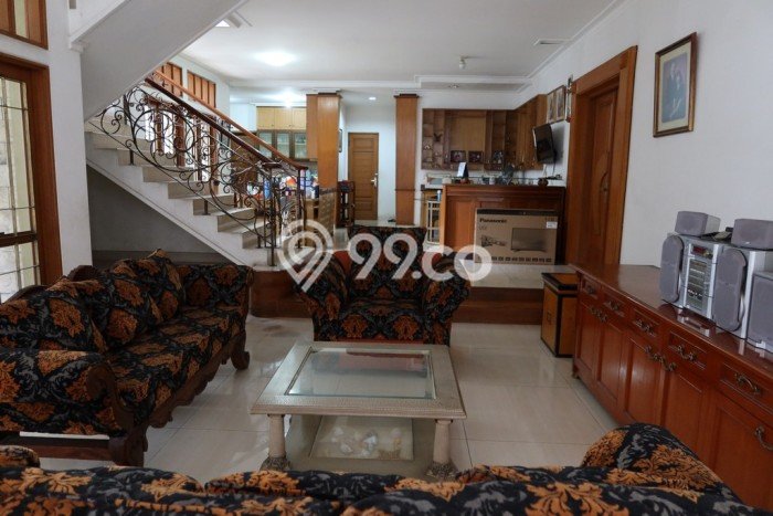 Rumah Elit Modern Siap Huni di Cipinang Jakarta Timur Rumah Elit Modern Siap Huni di Cipinang Jakarta Timur