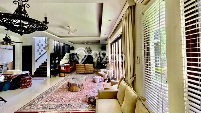 For Sale! Premium House LT 500m2 Desain Elegan di Mampang For Sale! Premium House LT 500m2 Desain Elegan di Mampang