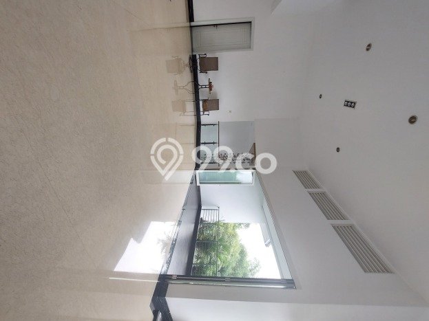 Ready to Use! Premium House LT 644m2 Desain Elegan di BSD Telaga Golf Ready to Use! Premium House LT 644m2 Desain Elegan di BSD Telaga Golf