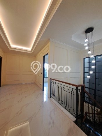 Dijual Rumah Luas Elegan Dengan View Cantik di BSD Griya Loka, Tangerang Dijual Rumah Luas Elegan Dengan View Cantik di BSD Griya Loka, Tangerang