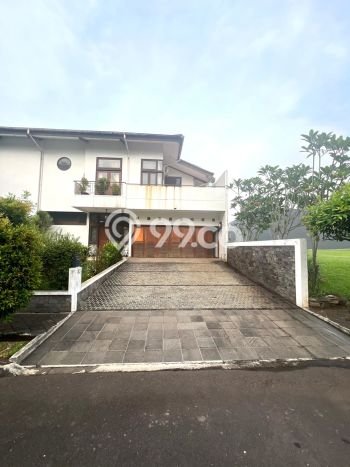 Rumah Elit Modern Tanpa Renovasi di BSD Bukit Golf Tangerang Rumah Elit Modern Tanpa Renovasi di BSD Bukit Golf Tangerang