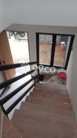 Dijual Hunian Rumah Terawat 3 KT di Ciater, Tangerang Dijual Hunian Rumah Terawat 3 KT di Ciater, Tangerang