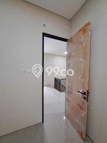 Rumah Modern 3 KT di BSD Nusaloka Tangerang Semi Furnished Rumah Modern 3 KT di BSD Nusaloka Tangerang Semi Furnished