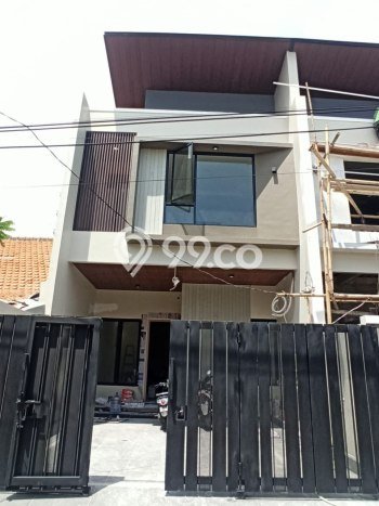 Hunian Elit LB 150m2 Siap Huni Desain Elegan di Rawamangun, Jakarta Timur Hunian Elit LB 150m2 Siap Huni Desain Elegan di Rawamangun, Jakarta Timur