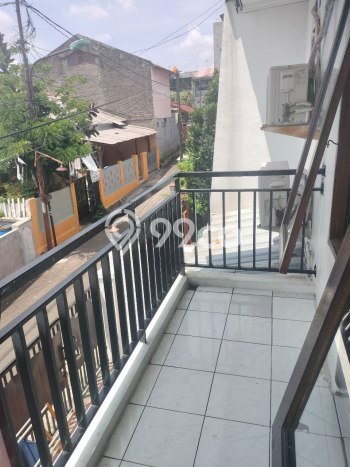 Dijual Hunian Rumah Nyaman 4 Kamar di Pondok Kelapa, Jakarta Timur Dijual Hunian Rumah Nyaman 4 Kamar di Pondok Kelapa, Jakarta Timur