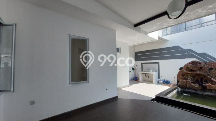 Dijual Rumah Premium dengan Fasilitas Sekitar Komplit di Duren Sawit, Jakarta Timur Dijual Rumah Premium dengan Fasilitas Sekitar Komplit di Duren Sawit, Jakarta Timur