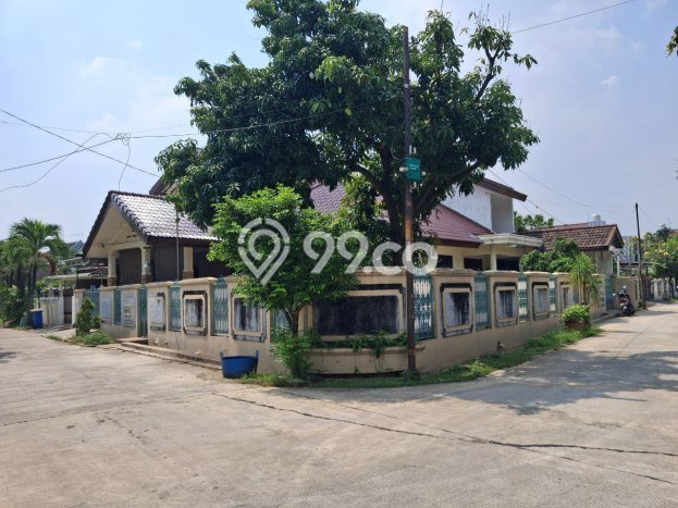 Hunian Mewah LB 300m2 Siap Pakai Desain Elegan di Jatiwaringin, Bekasi Hunian Mewah LB 300m2 Siap Pakai Desain Elegan di Jatiwaringin, Bekasi