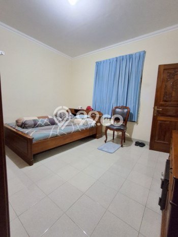 Hunian Mewah LB 300m2 Siap Pakai Desain Elegan di Jatiwaringin, Bekasi Hunian Mewah LB 300m2 Siap Pakai Desain Elegan di Jatiwaringin, Bekasi
