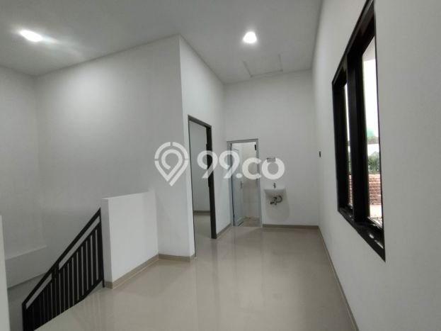 Rumah Luas Asri 3 KT Siap Pakai di Golden City Bekasi Rumah Luas Asri 3 KT Siap Pakai di Golden City Bekasi