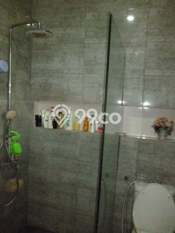 Hunian Mewah LB 450m2 Siap Pakai Desain Elegan di Jaka Sampurna, Bekasi Hunian Mewah LB 450m2 Siap Pakai Desain Elegan di Jaka Sampurna, Bekasi