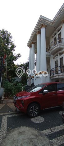 Jual Rumah Luas Megah Dengan View Eksklusif di Kramat, Jakarta Pusat Jual Rumah Luas Megah Dengan View Eksklusif di Kramat, Jakarta Pusat
