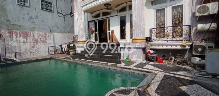 Jual Rumah Luas Megah Dengan View Eksklusif di Kramat, Jakarta Pusat Jual Rumah Luas Megah Dengan View Eksklusif di Kramat, Jakarta Pusat