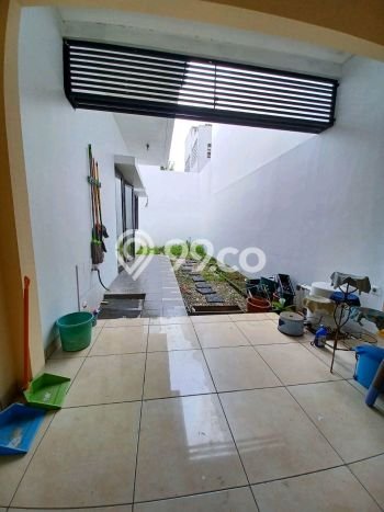 Rumah Elit LB 275m2 Siap Huni Desain Elegan di Cibubur, Jakarta Timur Rumah Elit LB 275m2 Siap Huni Desain Elegan di Cibubur, Jakarta Timur