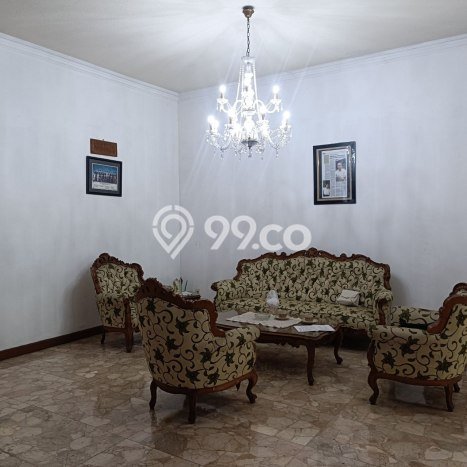 Dijual Rumah Premium dengan Fasilitas Sekitar Komplit di Menteng, Jakarta Pusat Dijual Rumah Premium dengan Fasilitas Sekitar Komplit di Menteng, Jakarta Pusat