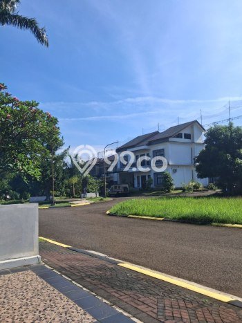Rumah Luxury Modern Tanpa Renovasi di Legenda Wisata Bogor Rumah Luxury Modern Tanpa Renovasi di Legenda Wisata Bogor