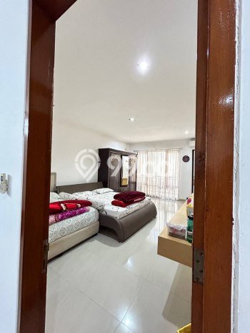 Dijual Rumah Luas Elegan Dengan View Eksklusif di Slipi, Jakarta Barat Dijual Rumah Luas Elegan Dengan View Eksklusif di Slipi, Jakarta Barat
