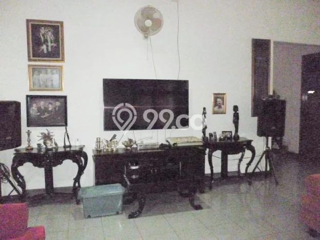 Hunian Mewah LB 450m2 Siap Pakai Desain Elegan di Jaka Sampurna, Bekasi Hunian Mewah LB 450m2 Siap Pakai Desain Elegan di Jaka Sampurna, Bekasi