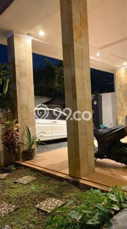 Rumah Strategis Minimalis Lb 160m2 di Ciracas, Jakarta Timur Rumah Strategis Minimalis Lb 160m2 di Ciracas, Jakarta Timur