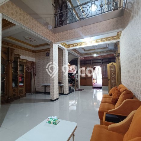 Dijual Rumah Luas Megah Dengan View Cantik di Cibubur, Jakarta Timur Dijual Rumah Luas Megah Dengan View Cantik di Cibubur, Jakarta Timur