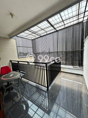 Dijual Rumah Luas Elegan Dengan View Eksklusif di Slipi, Jakarta Barat Dijual Rumah Luas Elegan Dengan View Eksklusif di Slipi, Jakarta Barat